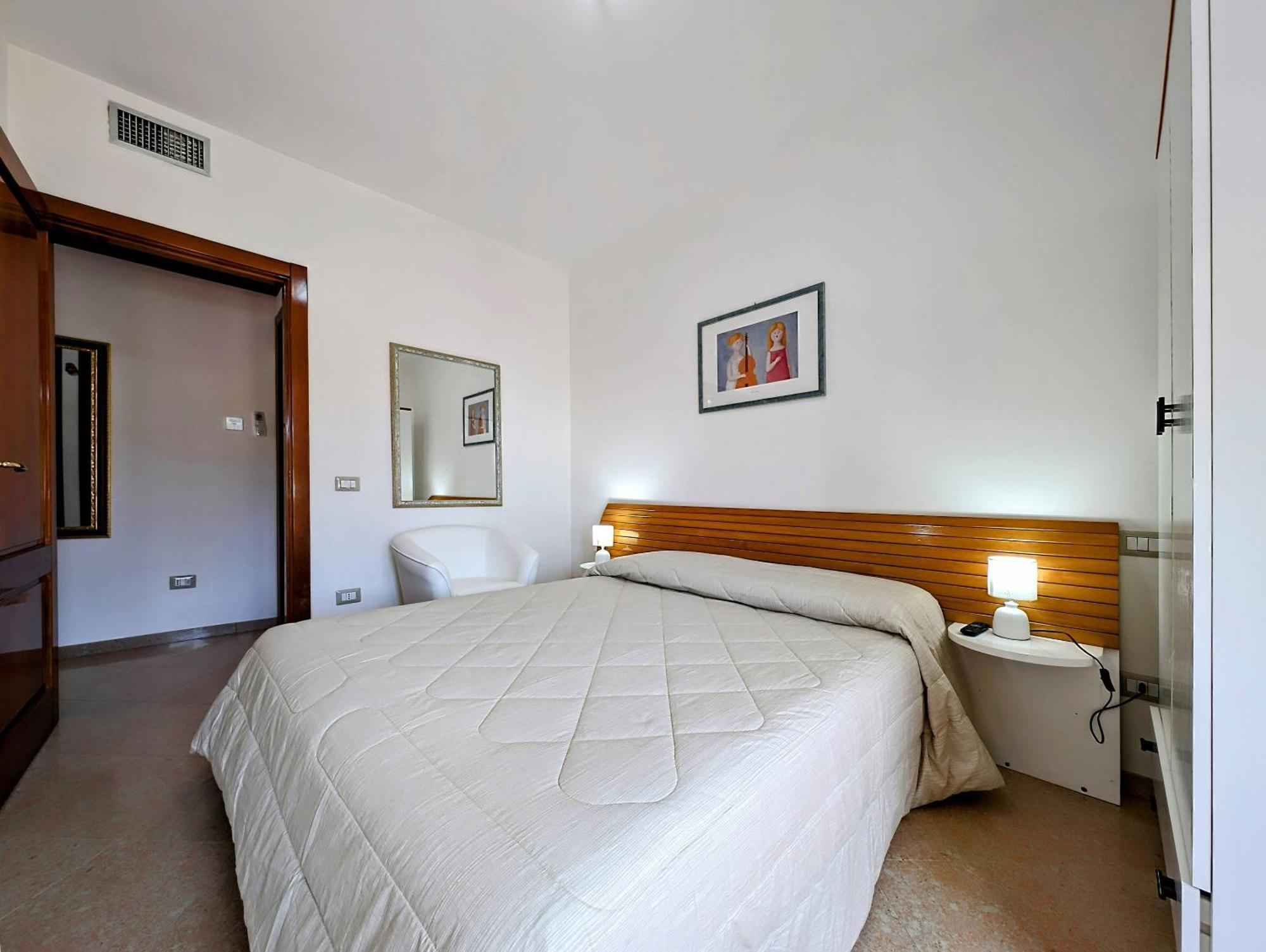 Oikia Vacanze S Cesarea Casa Rosa Su Санта-Чезареа-Терме Экстерьер фото